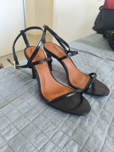 Sandália Santa Lolla 