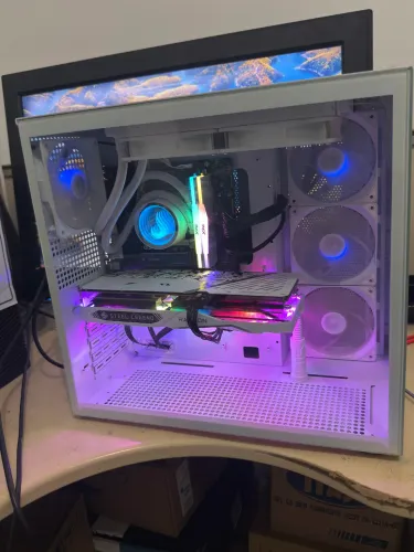 PC Gamer RX 7600 8GB + i5 | 16GB | Water Cooler | Full White