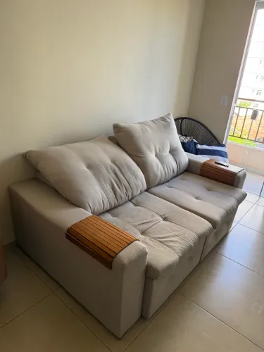Sofá 2 lugares 