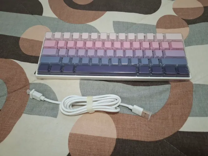 Teclado mecânico Monsgeek Fun60