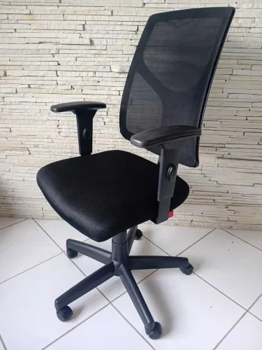 Cadeira Cavaletti Yon