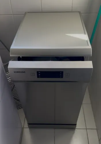 Lava-Louças Samsung DW50C6070 / 10 serviços