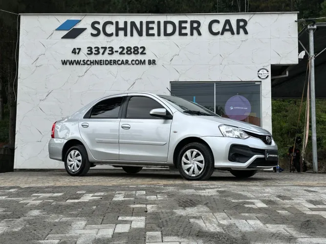 Toyota Etios XS Sedan 1.5 Flex 16V 4P Mec. 2018