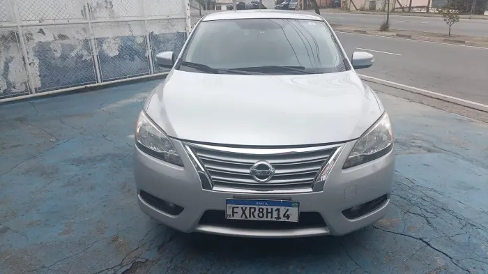 Nissan Sentra SL 2.0/ 2.0 Flex Fuel 16V Aut. 2015