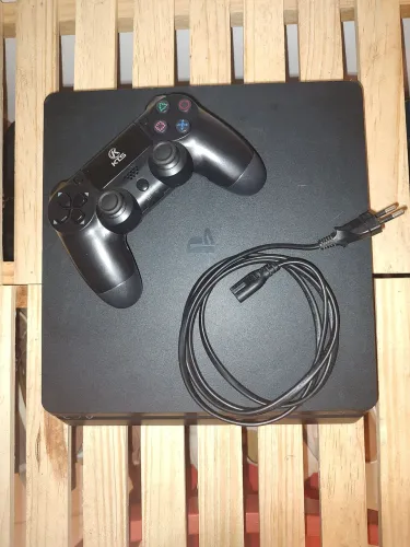 Playstation 4 Slim 1Tb