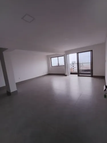 Cobertura Linear nova no Bessa 4 suítes 2 vagas