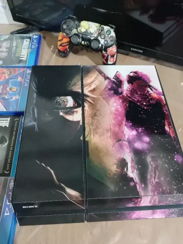 PS4 Fat com 2 controles + jogos