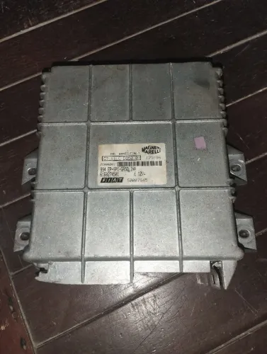 Módulo de injeção eletrônica Fiat uno ep 1996
