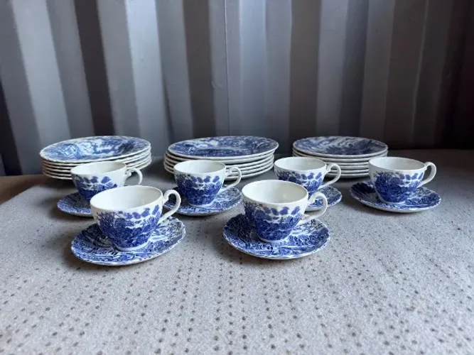 Conjunto de chá em porcelada inglesa Johnson Brothers