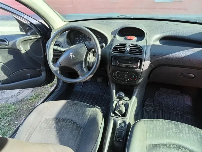 Peugeot 206 Presence 1.4/ 1.4 Flex 8V 3P 2008