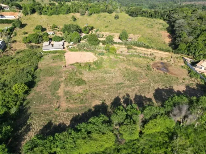 Chácara/Terreno de 1.861 m² em Santana do Paraíso