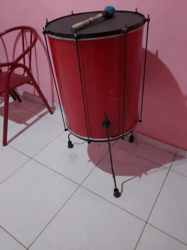 Surdo de 18 polegadas por 300
