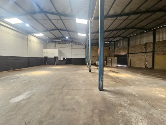 GALPÃO COMERCIAL PARQUE OESTE INDUSTRIAL