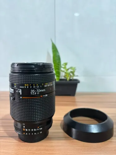 Nikon AF Nikkor 35-70mm f/2.8D - Excelente Estado