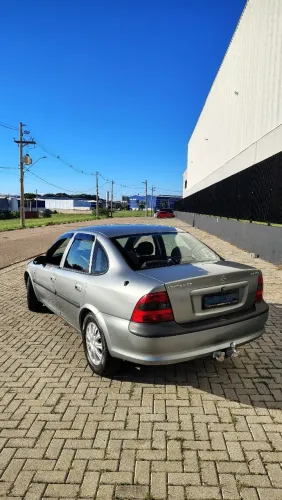 Chevrolet Vectra CD 2.2 16V / 2.0 16V Mec./aut. 1997