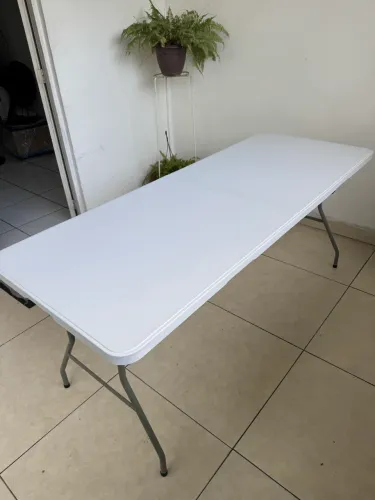 Mesa portátil retrátil