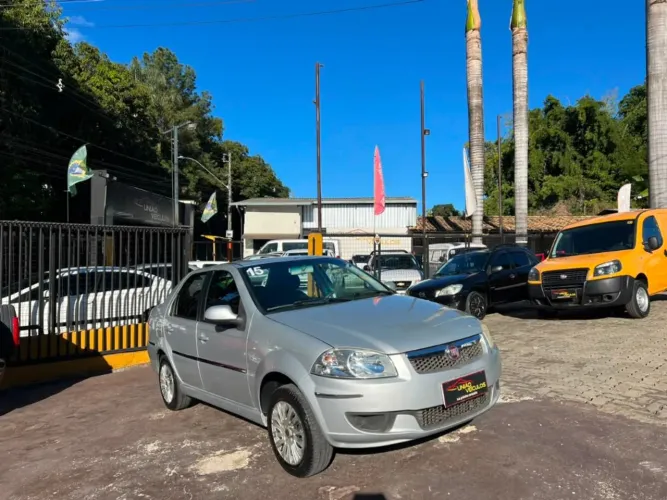 Fiat Siena EL 1.4 MPI Fire Flex 8V 4P 2015