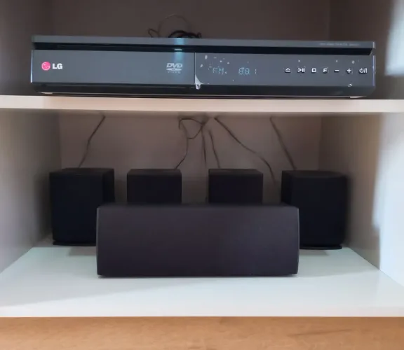 HOME THEATER LG 1000W