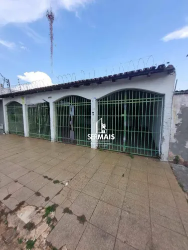 Casa ou Conjunto de Salas Rua Abunã, 2610 (próximo à Av. Gov. Jorge Teixeira)