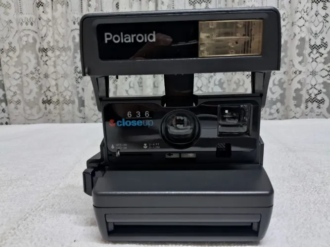 Câmera fotográfica Polaroid 636 Close up