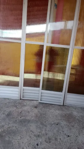 Porta de vidro para varanda
