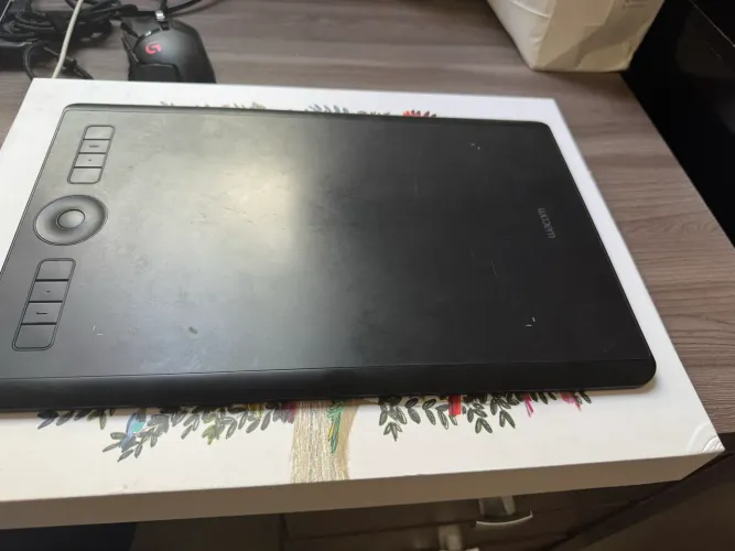 WACOM Intuos Pro PHT-660