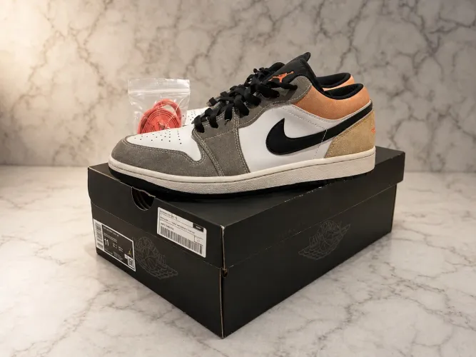 Air Jordan 1 Low SE Flight Club - Tam. 43