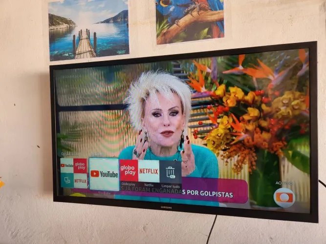 Vendo TV 32 polegadas  Smart Samsung 