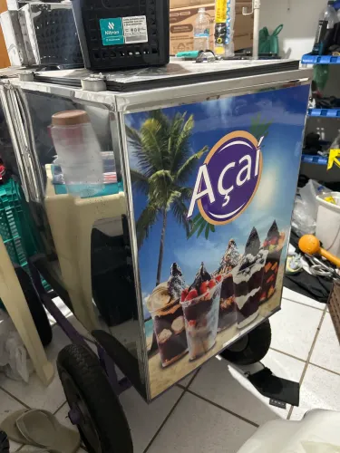 Carrinho açaí reforçado todo no inox e quatro rodas de alumínio rolamentados
