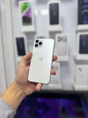 IPhone 11 Pro - 64GB ( Branco )