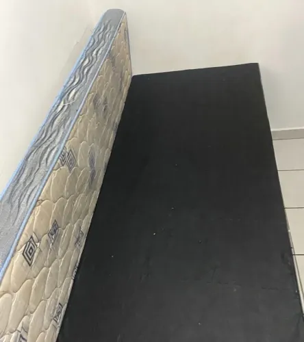 Cama Box de solteiro + colchão (no precinho)