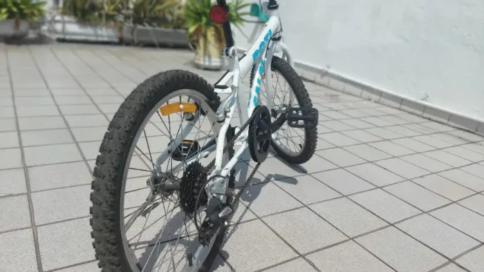Bicicleta Caloi Aro 20º Semi Nova, Original Pouco Usada
