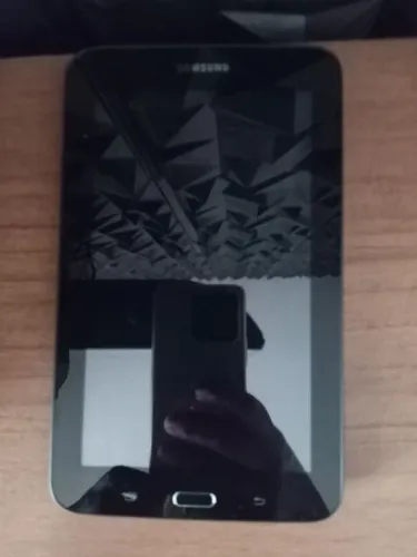 Tablet samsung com defeito na estrada do carregador e está sem carregador