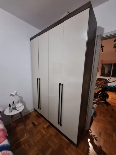 Guarda roupa
