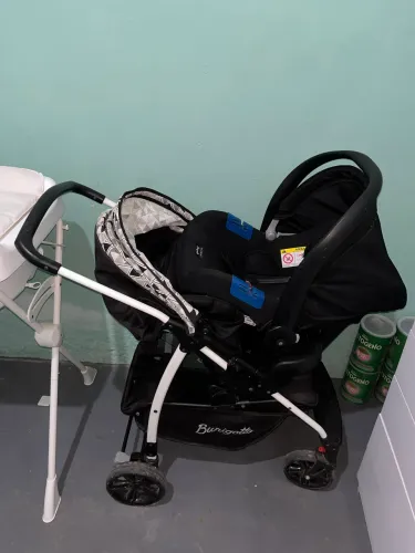 Carrinho + bebê conforto (Burigotto)