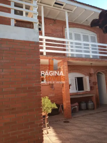 Página 1 Imóveis anuncia ótima oportunidade de Casa à Venda em Tristeza, Porto Alegre