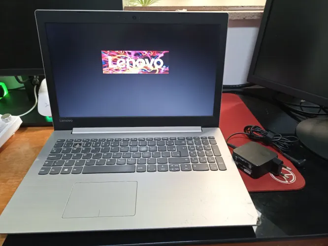 Lenovo IdeaPad 320 i3