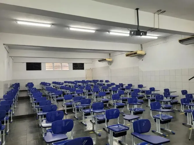 Alugo prédio ideal para colegios , clinicas e cursinhos