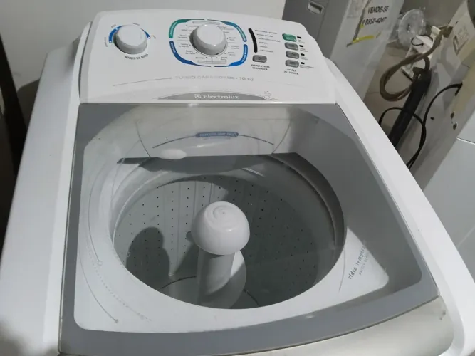 Máquina de lavar roupa Electrolux 10kg