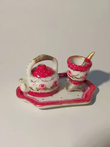 Miniatura Jogo Chimarrão porcelana pintada a mão 