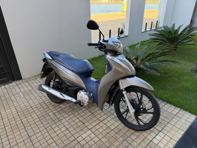 Biz EX 125. Única Dona. Baixa KM