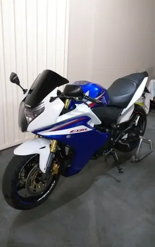 VENDO HONDA CBR 600F 2014 (HORNET CARENADA)