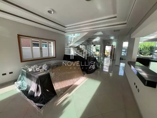 Casa em condomínio com 5 quartos para alugar no Villas de Santana em Jacareí/SP