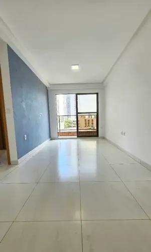 Apartamento com projetados no Jardim Oceania/ Bessa