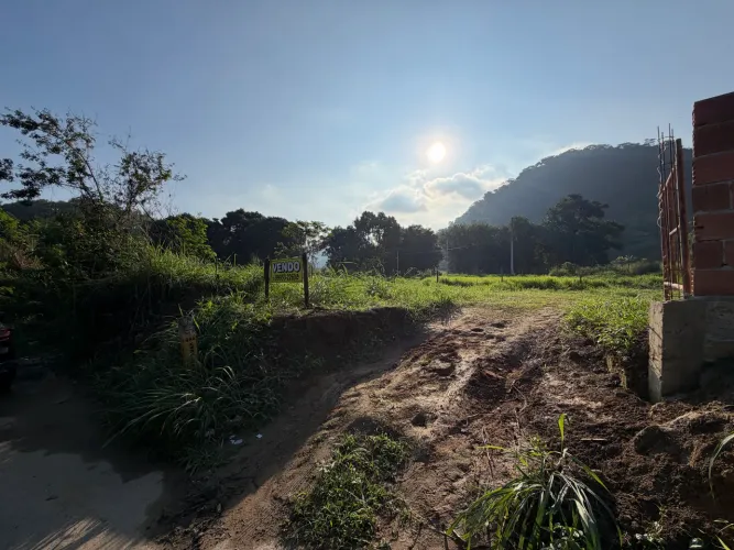 Terreno em Xerém- Bairro aviário 