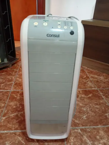 CLIMATIZADOR CONSUL BEM ESTAR PARA PECAS COM CONTROLE/$ 80 REAIS PRECISA CONSERTAR OU PECA