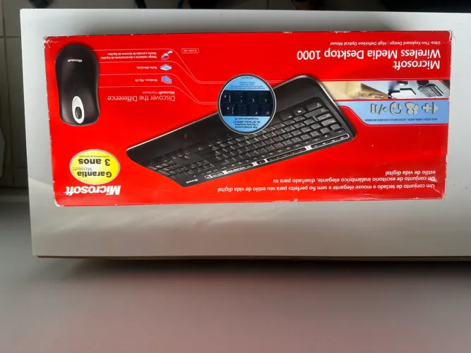 Kit sem fio teclado + mouse Microsoft completo