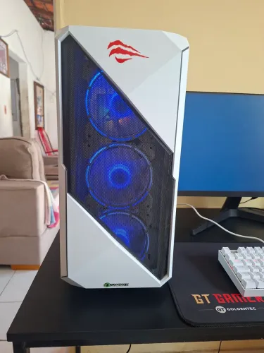 PC Gamer Ryzen 3 PRO 2200G | 16GB RAM | Vega 8 | 2 SSDs