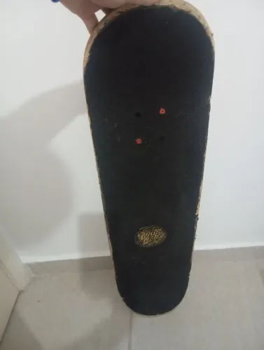 Skate com shape maple da santa cruz 8.0