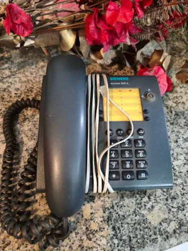 2 Telefones com fio CINZA CHUMBO da SIEMENS